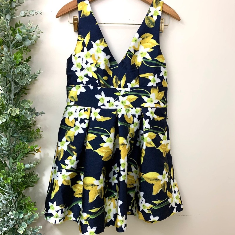 Luxxel Navy Yellow White Floral Fit & Flare Bow Back Dress Medium - Picture 3 of 12